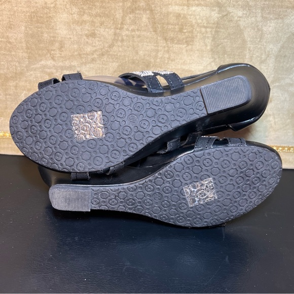 Patrizia Spring Step Wedge Heels Silver Sparkling Rhinestones Women's 9.5-10/40 - Picture 8 of 13